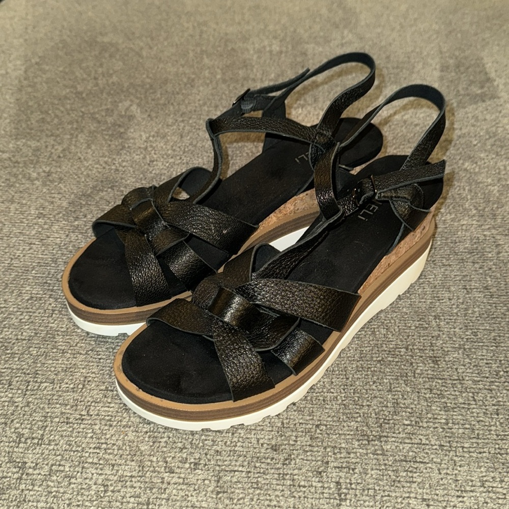 Vaneli Carly Shoes